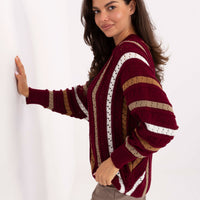 Bordowy ażurowy sweter w paski